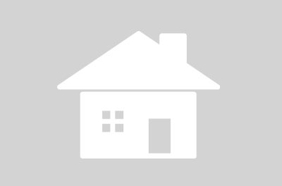 ALUGA-SE APARTAMENTO PRÓXIMO DO CENTRO